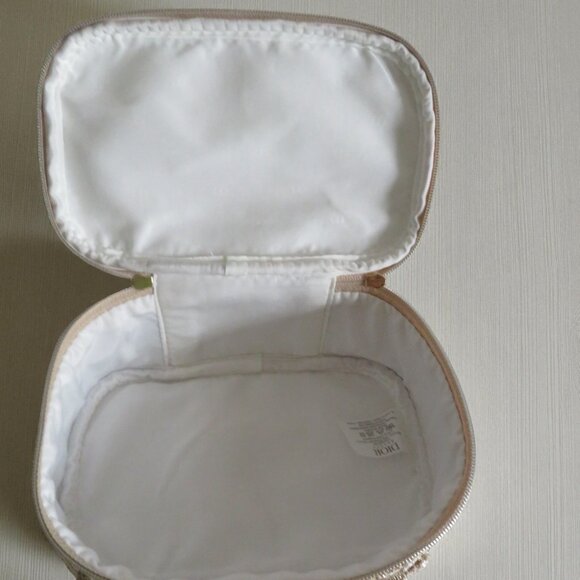 DIOR - Addict Lip Glow Butter (102 Glazed Lavender) NIB + Shiny Gold Holiday Bag - Picture 10 of 10